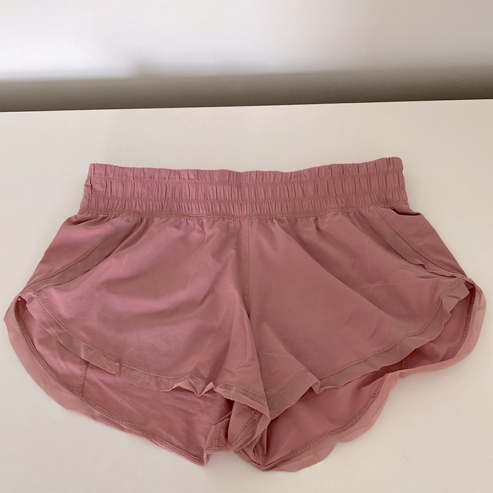 Lululemon quartz pink shorts - Picture 2 of 6